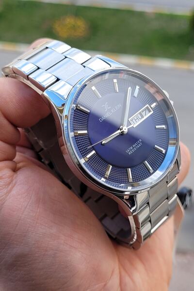 Daniel Klein Navy Blue Silver Color Men's Wristwatch