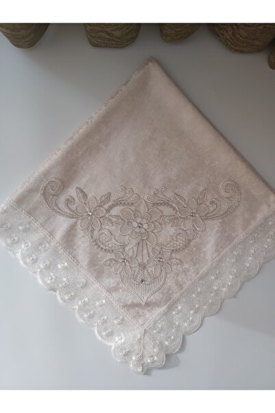 Nurka Çeyiz Çeyizlik Hediyelik Gelin Veya Damat Için Beyaz Kadife Nişan Söz Bohçası / Dört Kenarı Lüx Güpürlü