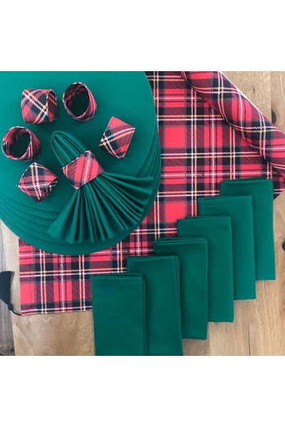 desen izmir American Service, Christmas Table Plaid 6 Plates, 6 Napkins, 6 Napkin Rings and Runner