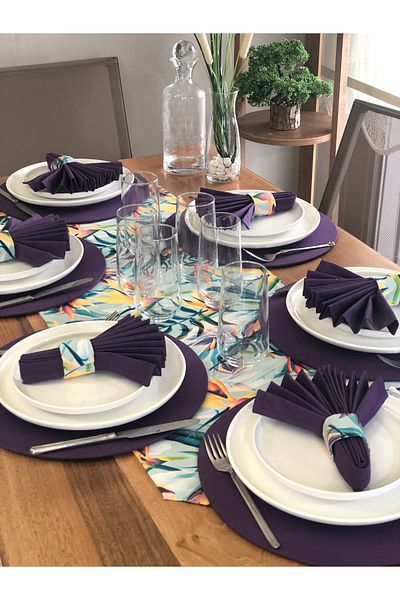 desen izmir American Serve, 6 Plates, 6 Napkins, 6 Napkin Rings and Runner Casablanca Flower Tk6