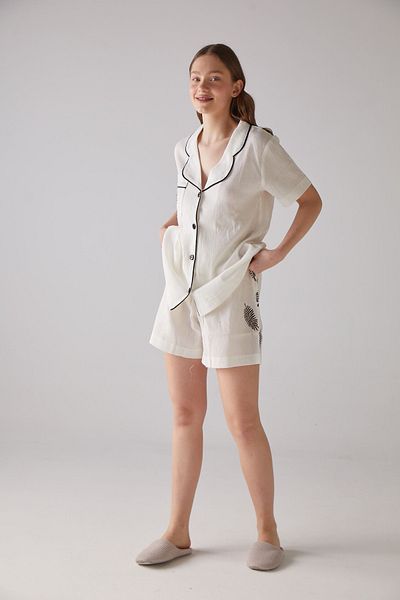 Handarte Nature Women's Cotton Tree Printed Special Design Leaf Patterned White Short Pajamas Set