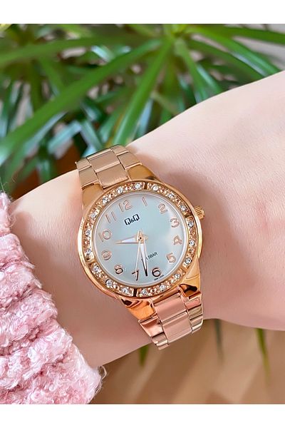 Q&Q Women's Wristwatch 3 Atm Waterproof