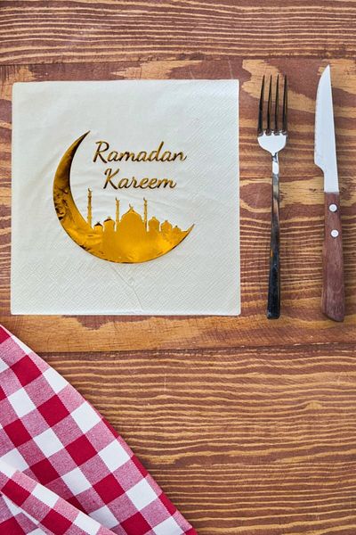 ELGALA منديل رمضان كريم منديل مزين بالرقائق الذهبية 16 قطعة