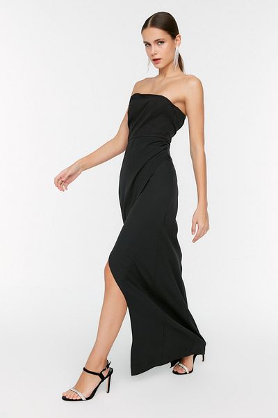 Trendyol Collection Βραδινό φόρεμα μαύρης φούστας TPRSS22AE0110