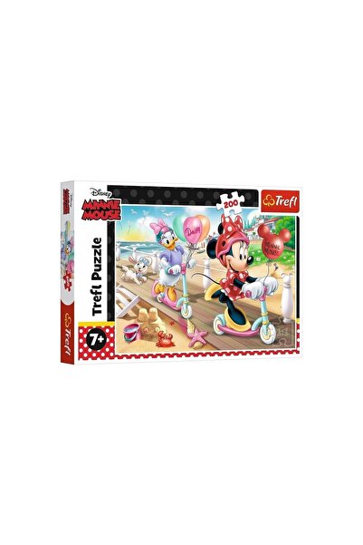 Generic Brand 200 Pieces Minnie Mouse, Minnie on the Beach 13262