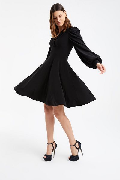 Laranor Women's Black Collar and Shoulder Detail Dress