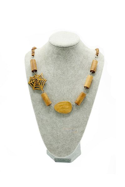 Dünyadan Hediyeler African Spider Web Themed Wooden Ethnic Necklace