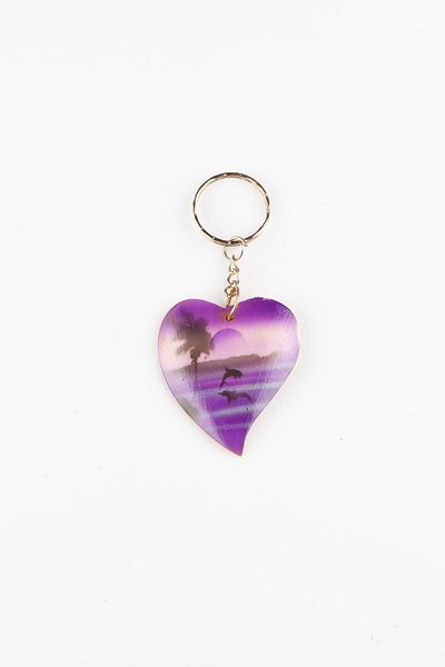 Dünyadan Hediyeler Wooden Colored Heart Figure Keychain