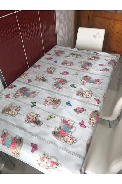 yukselhalimefrusat Oilcloth Tablecloth