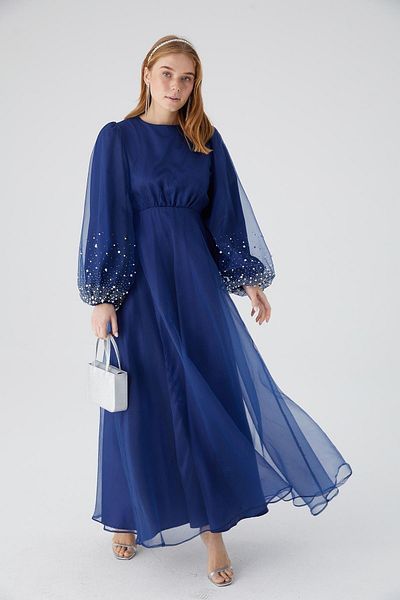 Manuka Abendkleid aus steinigem Organza in Marineblau