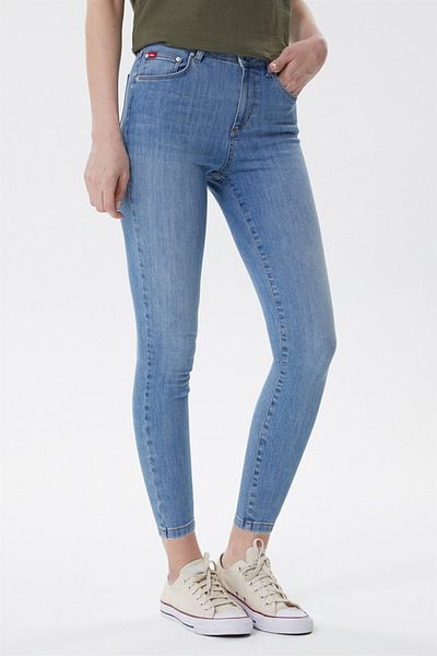 Lee Cooper بنطلون جينز نسائي من Jamy