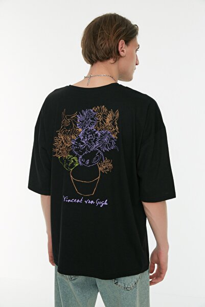 Trendyol Collection Μπλουζάκι Oversize Μαύρο με άδεια χρήσης - TMNSS22TS0081