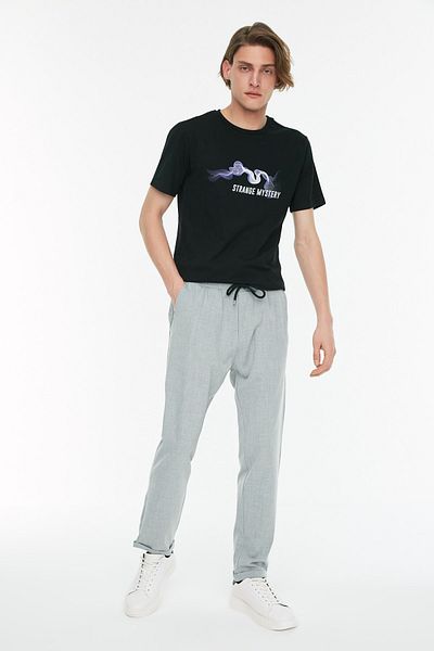 Trendyol Collection Graue Slim-Fit-Doppelbein-Stoffhose mit elastischem Bund TMNAW21PL0107