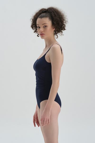 Dagi Sötétkék fűző - fürdőruha erősítő tulajdonságokkal