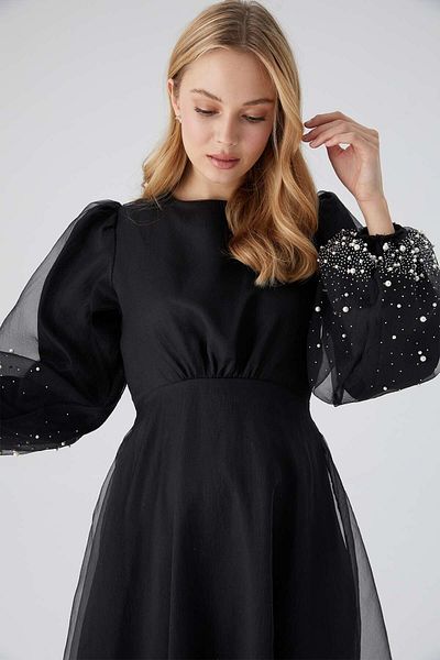 Manuka Stoned Organza Abendkleid Schwarz