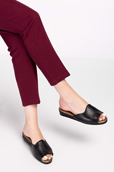 Gondol Kadın Hakiki Deri Şık Rahat Ev Terliği Kayaş.132 - Siyah Cilt - 37