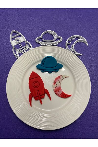 Mini Tasarım Atölyem Space Themed Cookie Mold Set