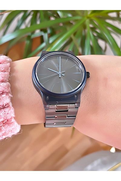 Q&Q Women's Wristwatch 3 Atm Waterproof