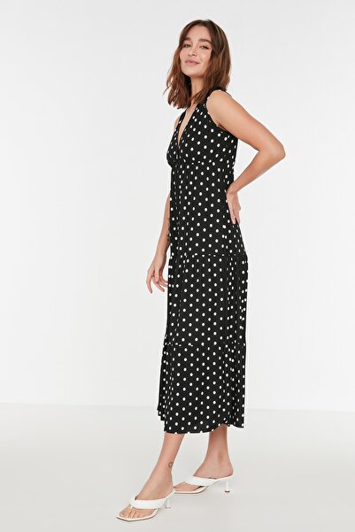Trendyol Collection Black Floral Patterned V-Neck Sleeveless A-Line Maxi Knitted Dress TWOSS22EL1588