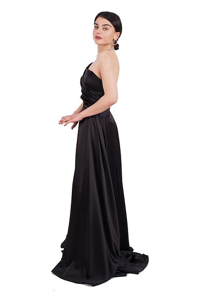 SpringStore Rochie de seară din satin fără bretele cu fante negre