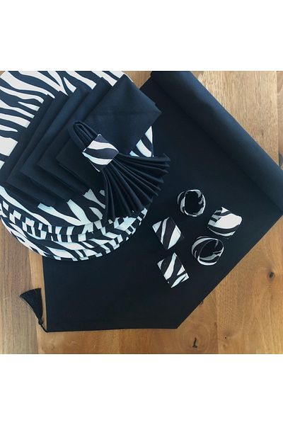 desen izmir American Serve, 6 Plates, 6 Napkins, 6 Napkin Rings and Runner Zebra
