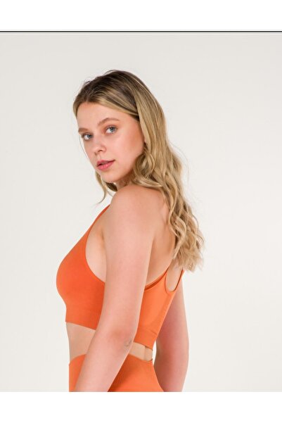 Formactive Γυναικείο αθλητικό σουτιέν με λεπτομέρεια χιαστί χωρίς ραφές Kirem...