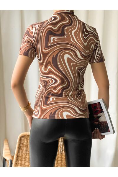 ladyzey Дамско боди с половин яка и шарка кафе-карамел - къс ръкав