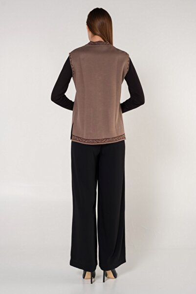 Uludağ Triko Γιλέκο με λαιμόκοψη σε σχήμα V με κορδόνια και κουμπιά από βιζόν