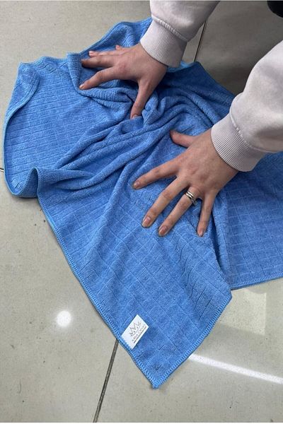 wiesmann (قطعة واحدة) قطعة قماش زرقاء مربعات كبيرة الحجم للأرضية، الأكثر راحة في عصرها مقاس 50*70 سم