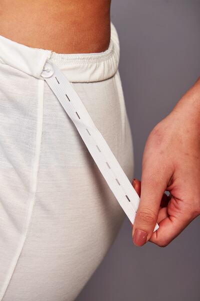 Emose Front Buttoned Maternity Maternity Shorts Set Ecru