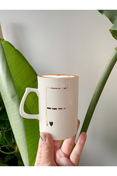 Mugtasarım 24k Altın Yaldızlı Porselen Mug-280cc- F Harfi
