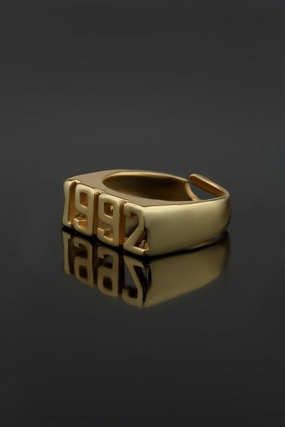 Ervalina 1992 Date Design Gold Color Ring
