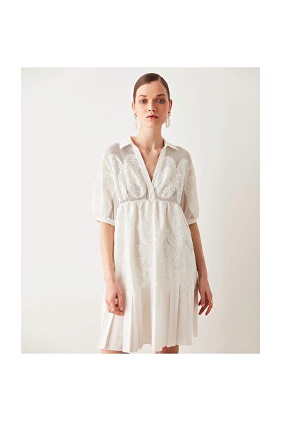 İpekyol Bílé dámské šaty