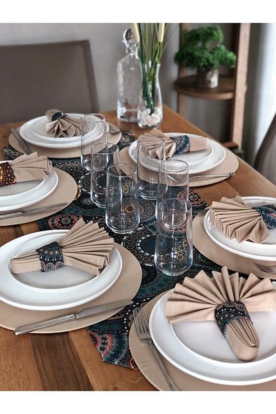 desen izmir American Service, Authentic 6 Plates, 6 Napkins, 6 Napkin Rings and Runner Tk4