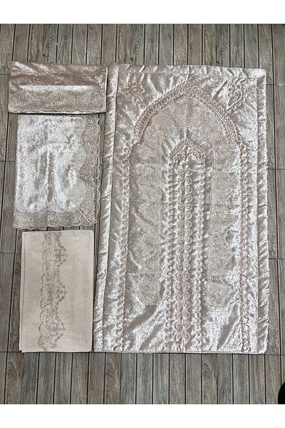 Çalışkan Çeyiz Evi Ултра луксозен кадифен комплект от 4 молитвени килима