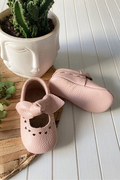 Li Puna - Pink Luz Genuine Leather Baby Shoes with Heart Detail