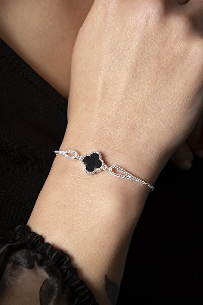 Elika Silver Kadın Zarif Siyah Yonca Model 925 Ayar Gümüş Bileklik