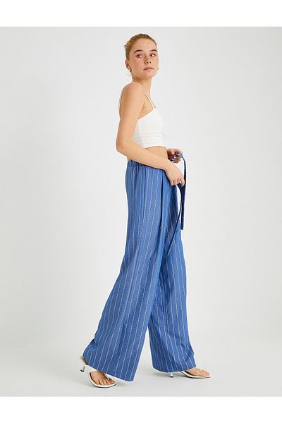 Koton Gestreifte Hose mit weitem Bein und Gürtel an der Taille