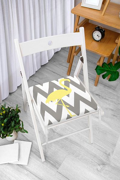 Realhomes Flamingo Patterned Zippered Chair Cushion