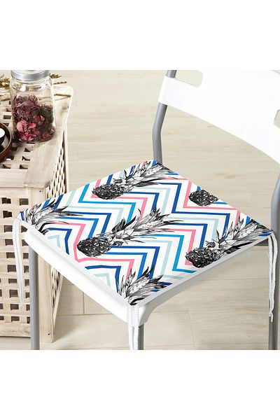 Realhomes Pineapples on Zigzag Floor Zippered Chair Cushion