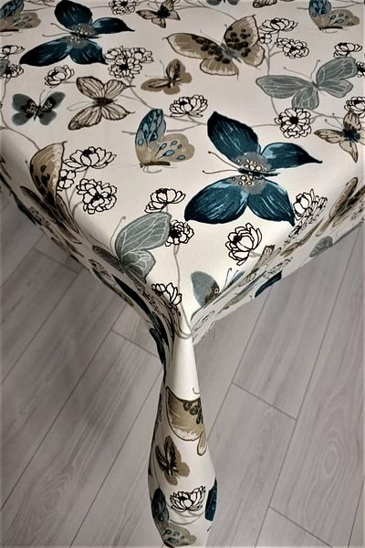 eno concept Butterfly Patterned White Tablecloth