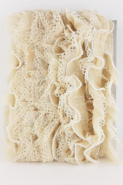 Hobigram El Işi Ürünleri Bej Rengi Incili Plise Fırfır – El Işi Malzemesi, Şı...