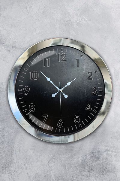Kasva Concept Gift 36 cm Chrome Metal Black Wall Clock