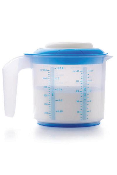 Tupperware Multi-Purpose Kitchen Utensil and Mixing Storage Container 1.25 Lt and 200 Ml Juicer