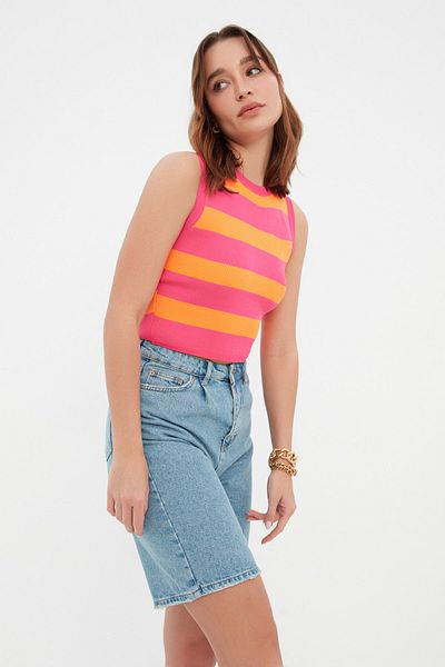 Trendyol Collection Fuchsiová krátká proužkovaná tenká halenka TWOSS22BZ1173