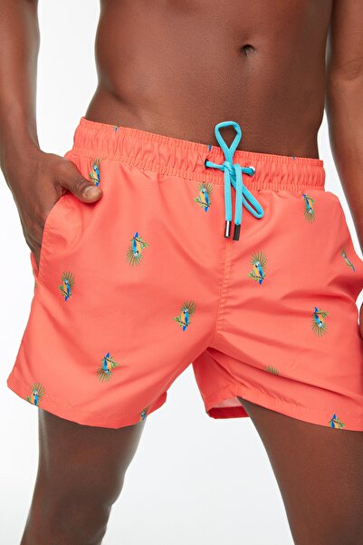 Trendyol Collection Rote kurze tropische Badebekleidung Meer Shorts TMNSS22DS0003