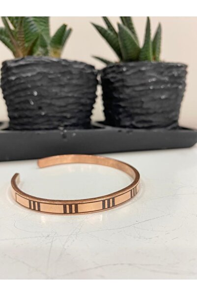 KAVELE سوار من النحاس النقي - مناسب لجميع المعصمين - مناسب للجنسين