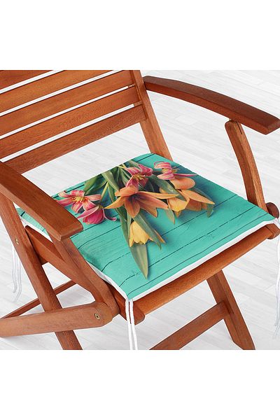 Realhomes Flower Themed Digital Printed Zippered Chair Cushion