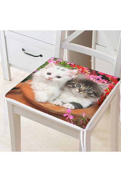 Realhomes Cute Cats Digital Printed Zippered Chair Cushion