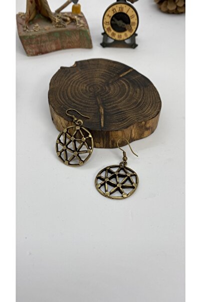 Porsuk Alternatif العرقية أصيلة الهبي يلقي الأقراط